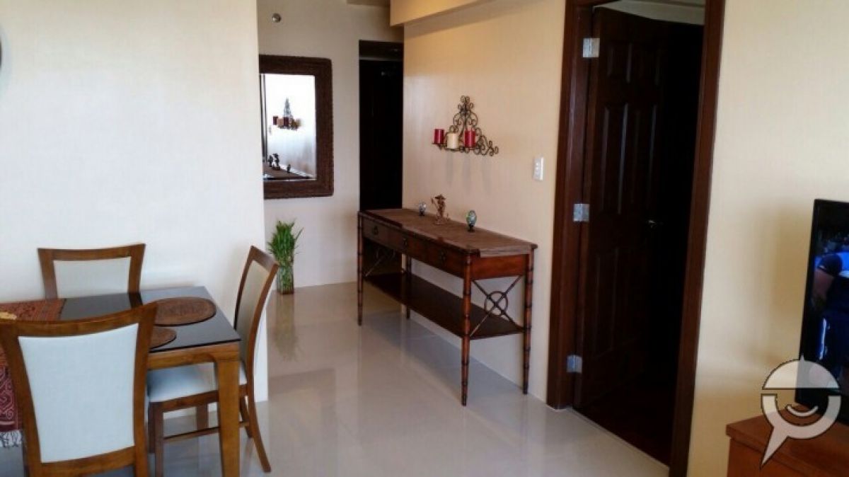 2 Bedroom Fully Furnished with Parking03