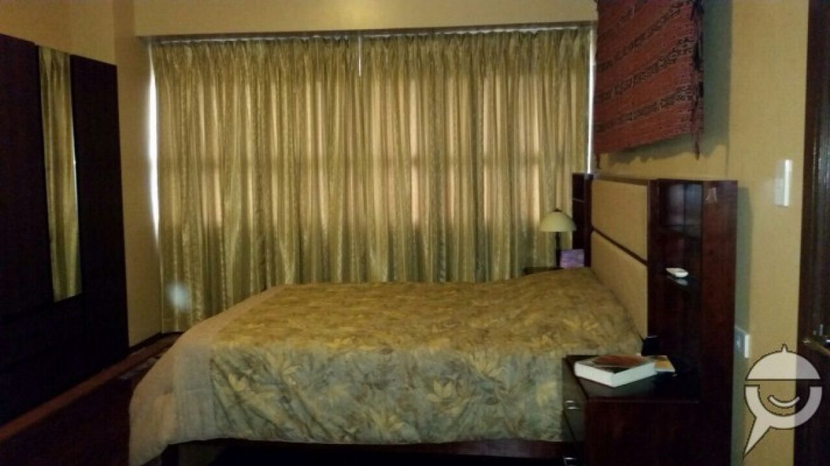 2 Bedroom Fully Furnished with Parking04