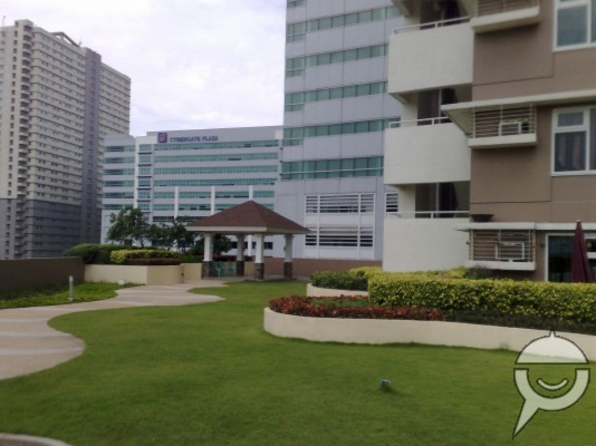RFO Fully Furnished  1 Bedroom Condo near Rob  Pioneer05