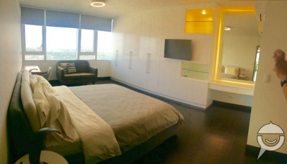 For Lease Park Terraces Condominium 2 Bedroom Makati City03