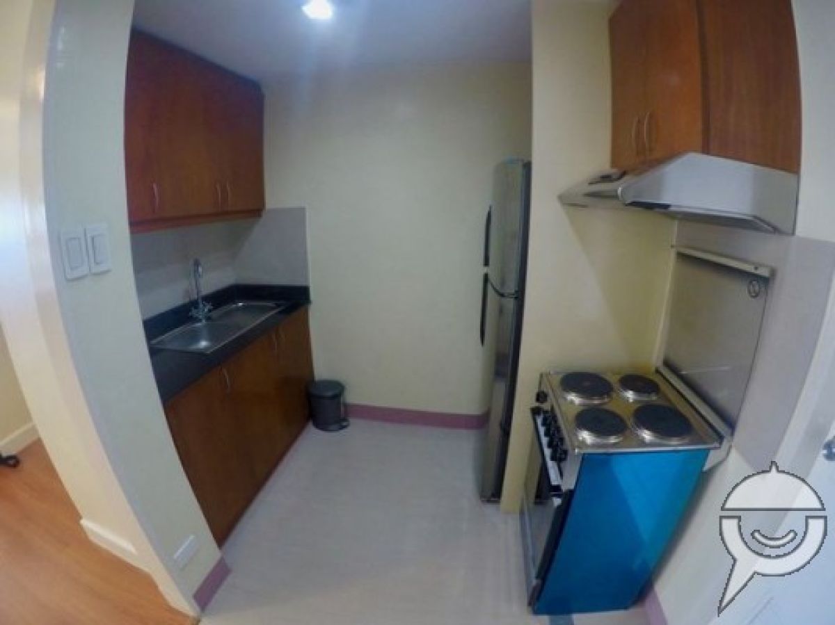 Fully furnished unit with 2 bedroom and toilet and bath08