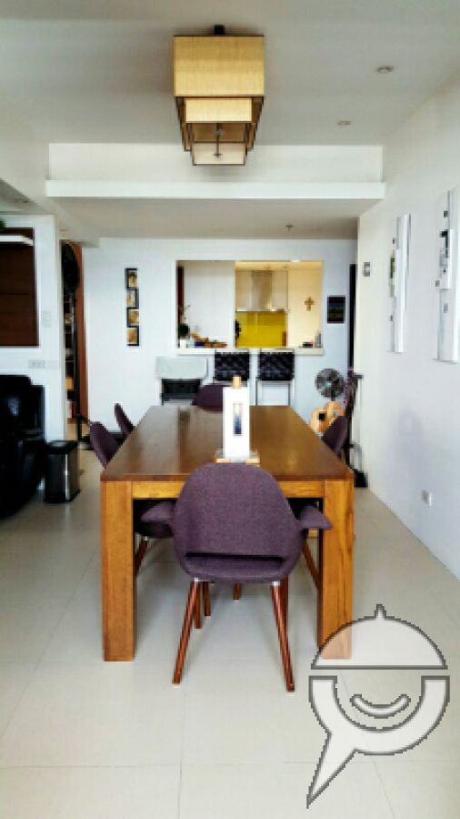 110sqm Fully Furnished 2BR Corner Unit with Parking02