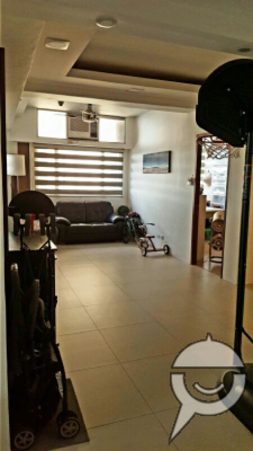110sqm Fully Furnished 2BR Corner Unit with Parking08