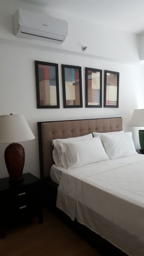 Condominium for Rent in Angeles City 1br with parking furnished06