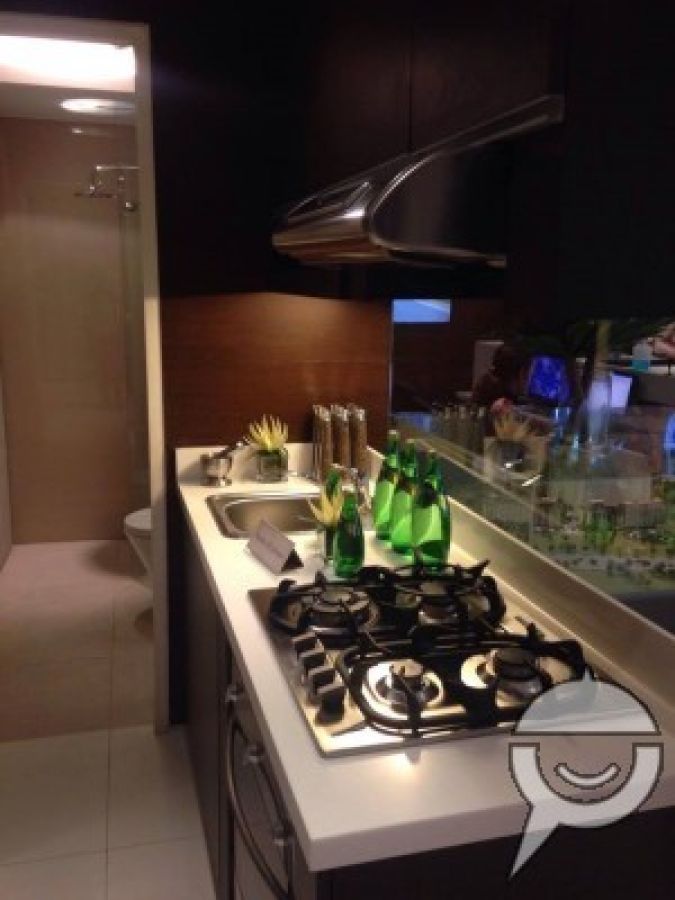 "Rent to Own Condo 2Br near BGC, EASTWOOD, AYALA, CBD"05