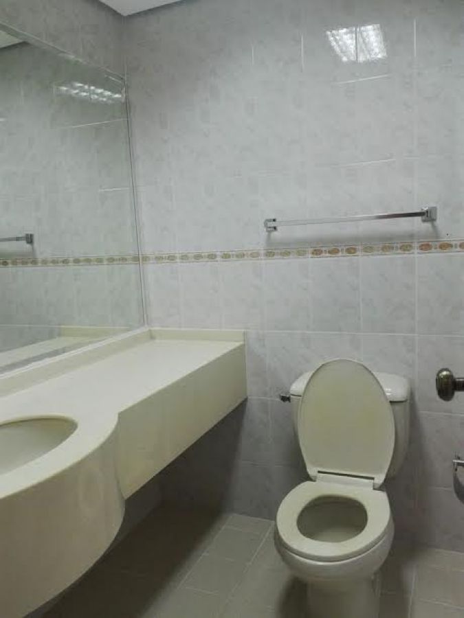 For Rent 2 bedroom fully furnished in Manhattan Square Makati05
