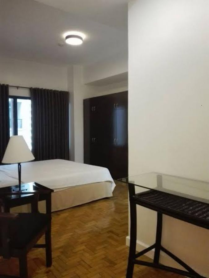 For Rent 2 bedroom fully furnished in Manhattan Square Makati09
