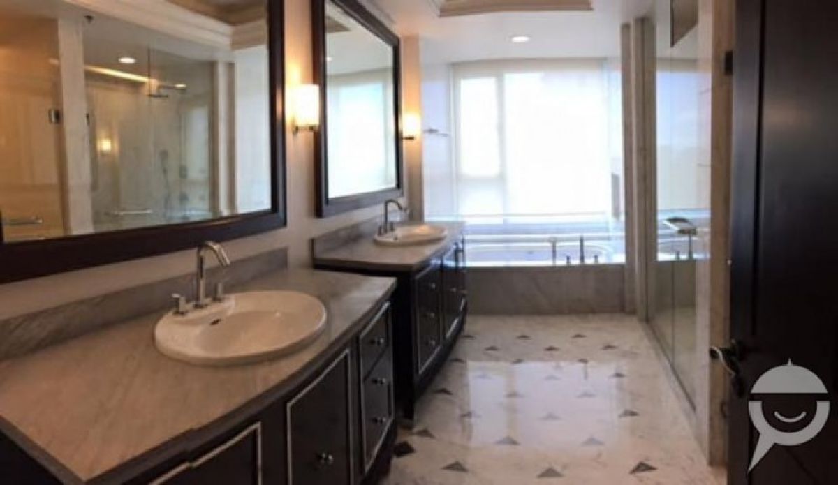 Three Bedroom Condo in Ayala Ave. Makati City for Rent02