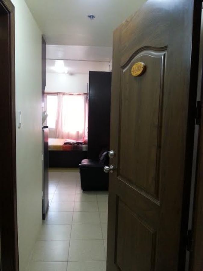 For rent 1BR fully furnished Tower 1 unit 1608 in Ridgewood towers06