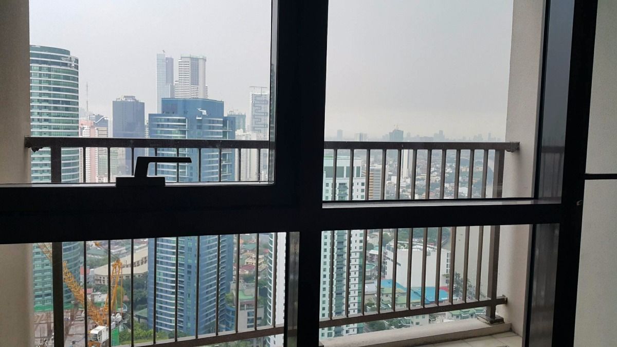 For Rent 1Bedroom Unfurnished Condo in Joya Rockwell06