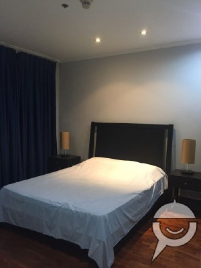 Condo for Rent at The Biltmore (Legazpi Village): 1BR 2TB w/ parking10