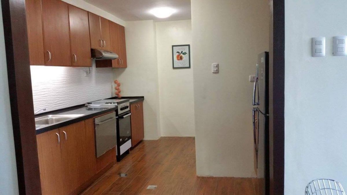 "1bedroom , Fully Furnished At Eastwood Parkview Tower 2"08