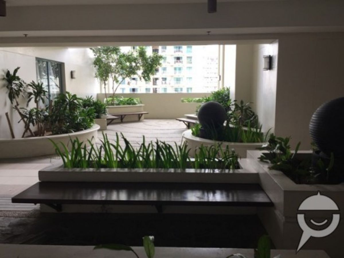 2BR bare condo in Mandaluyong City07