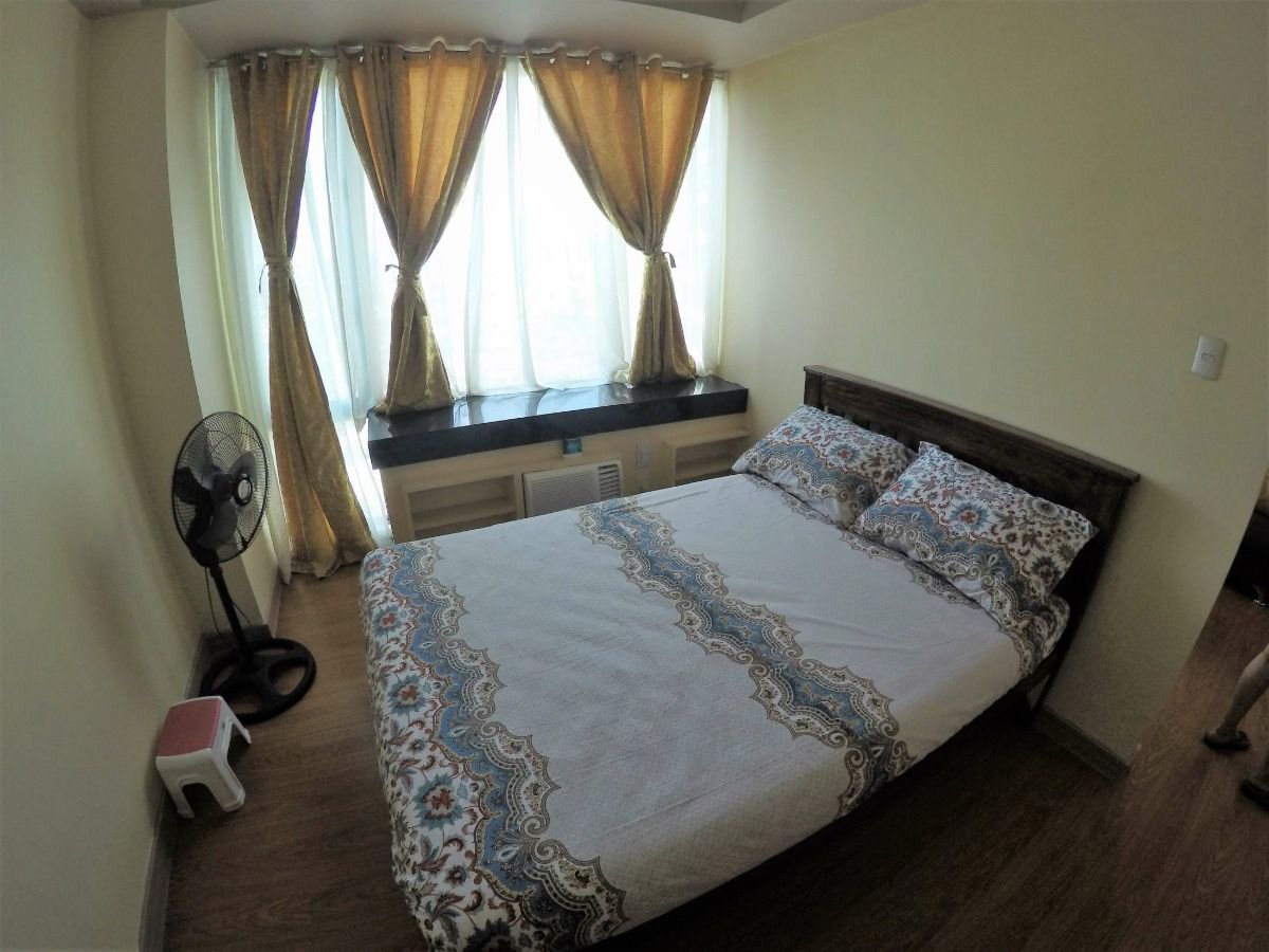 1 Bedroom Unit in One Central Park04