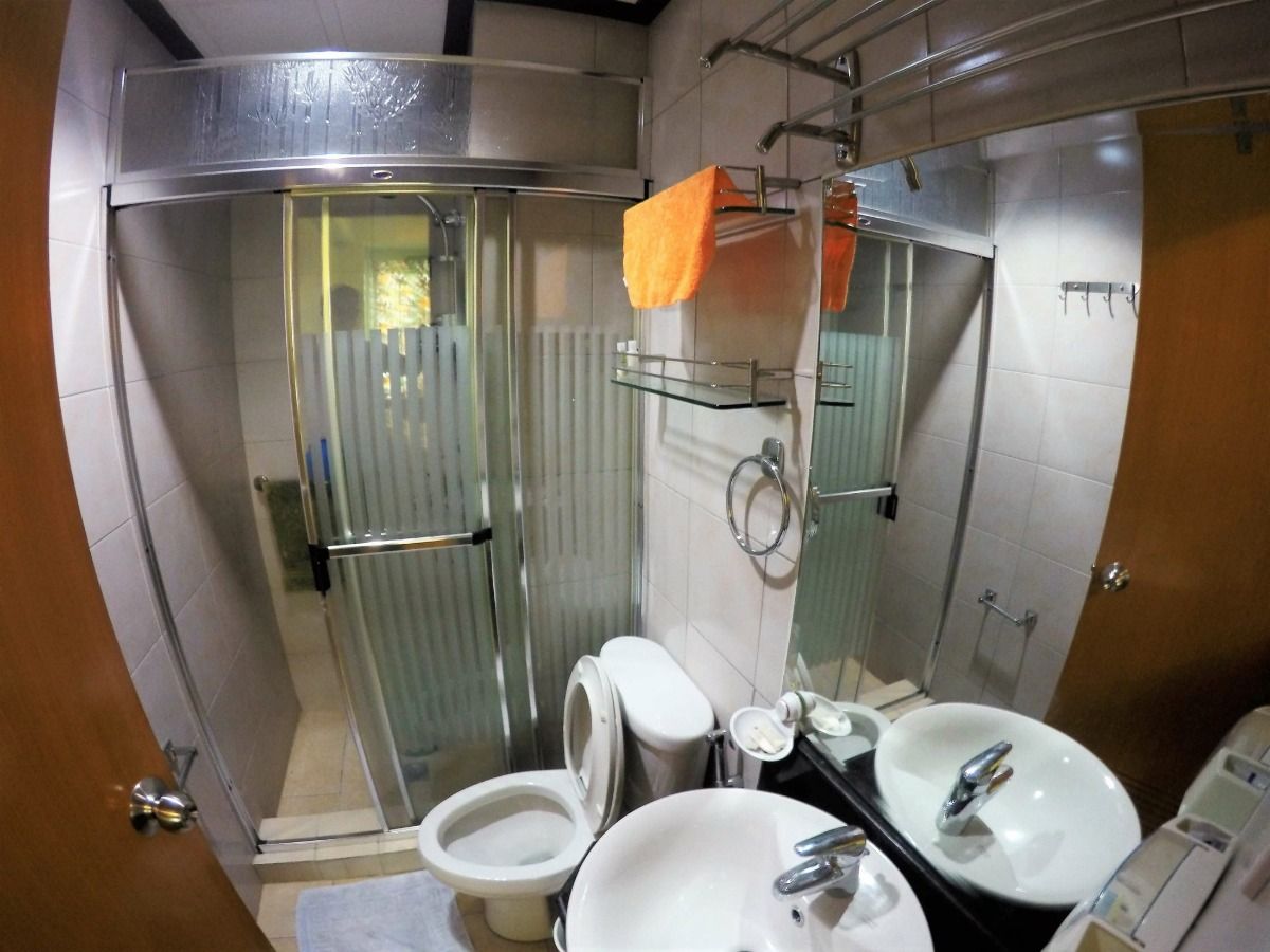 1 Bedroom Unit in One Central Park10