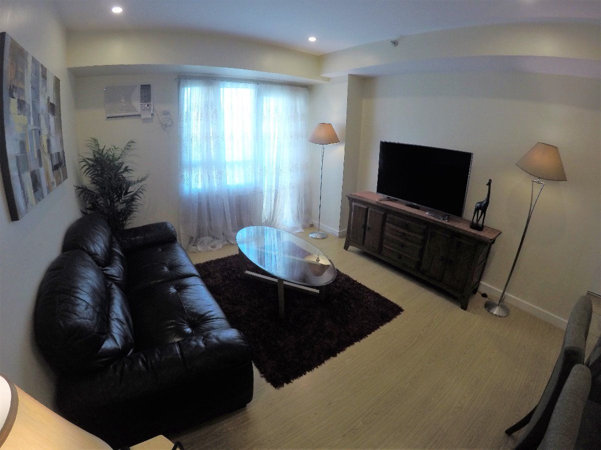 2 Bedroom Unit with Balcony and Parking in The Grove by Rockwell06