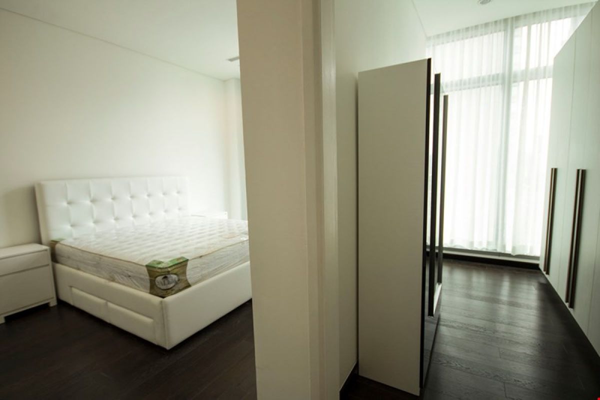 "For Rent Lease: Trump Tower, 2 Bedroom, Furnished, 149sqm, Makati Ave"07
