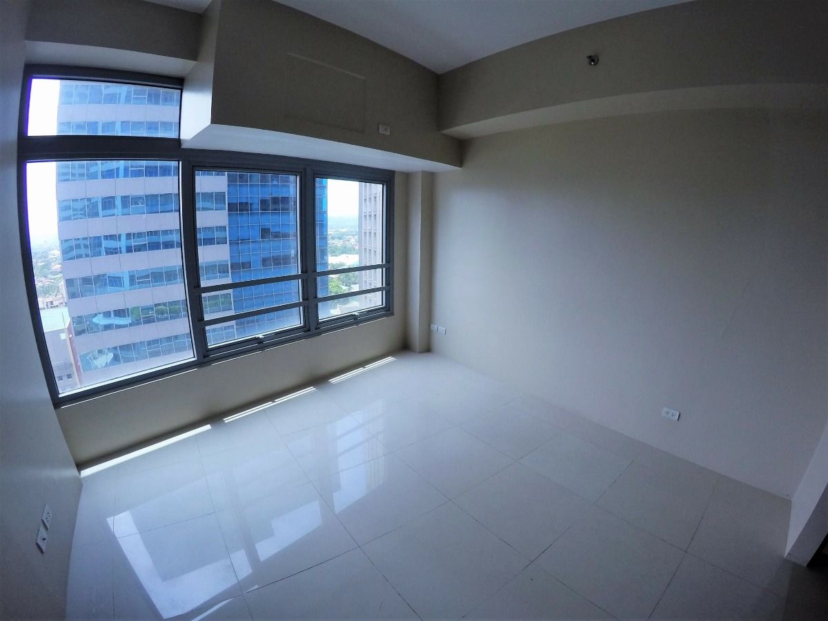 1 Bedroom Bare in Le Grand 303