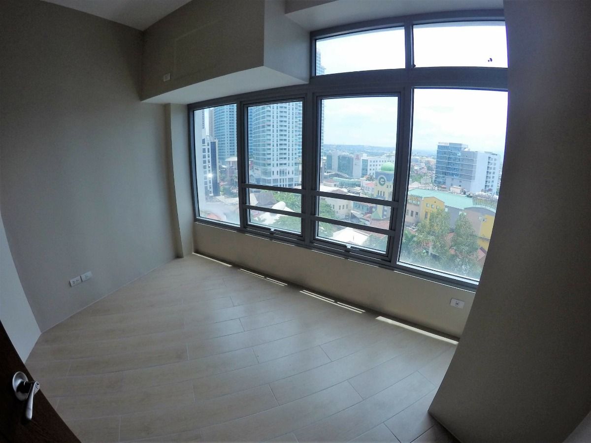 1 Bedroom Bare in Le Grand 305