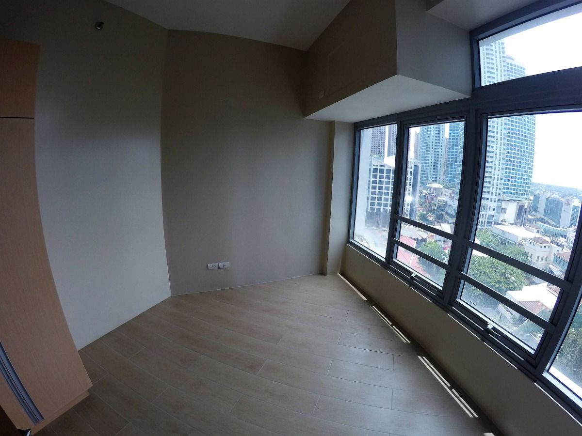 1 Bedroom Bare in Le Grand 306