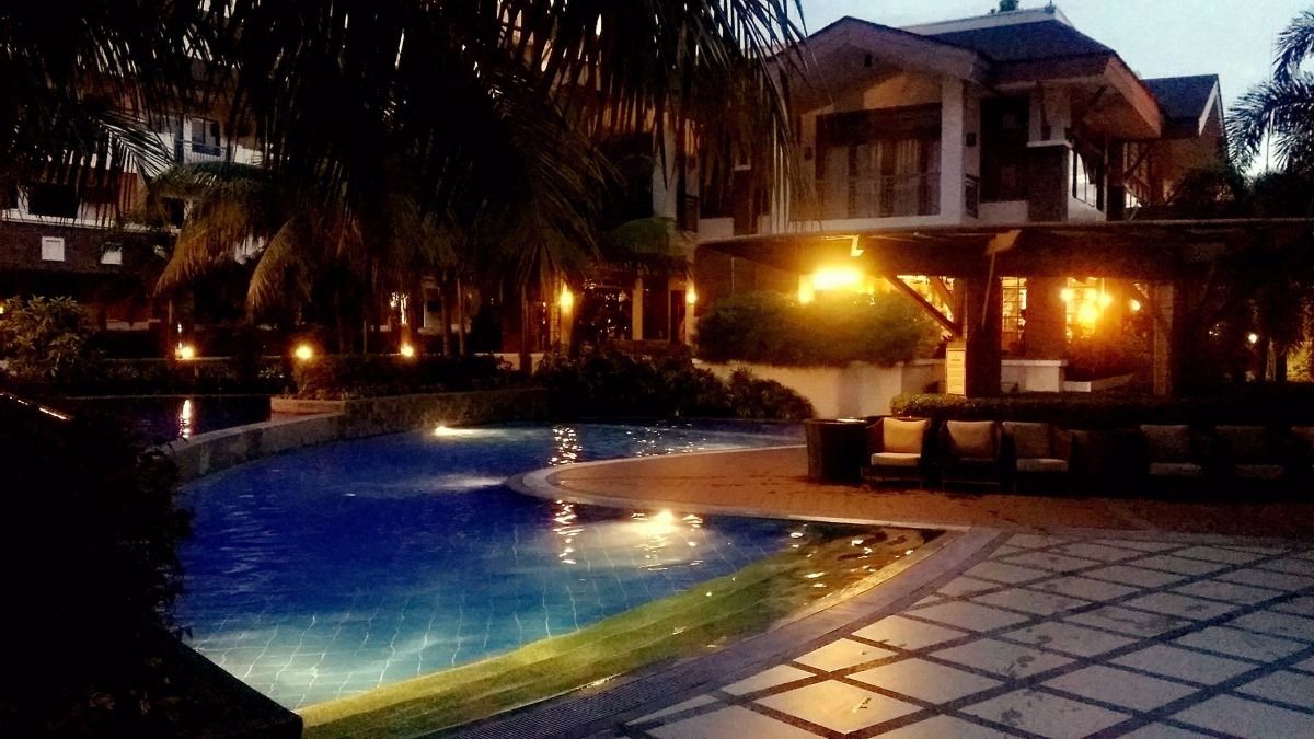 "2br Unit For Rent, Fully Furnished, Parañaque Service Rd., Siena Park Residences"09