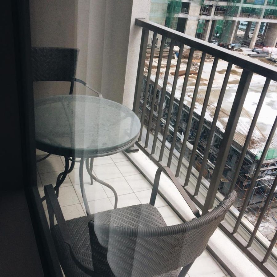 "Joya Lofts & Towers - 1 Bedroom, furnished w parking, 68sqm, Rockwell"09