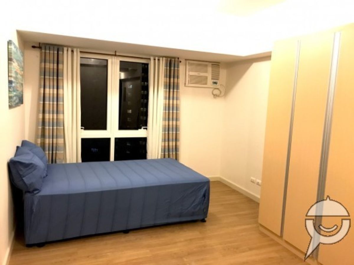 Fully-furnished Studio Unit for Rent with Inverter Appliances &Parking06