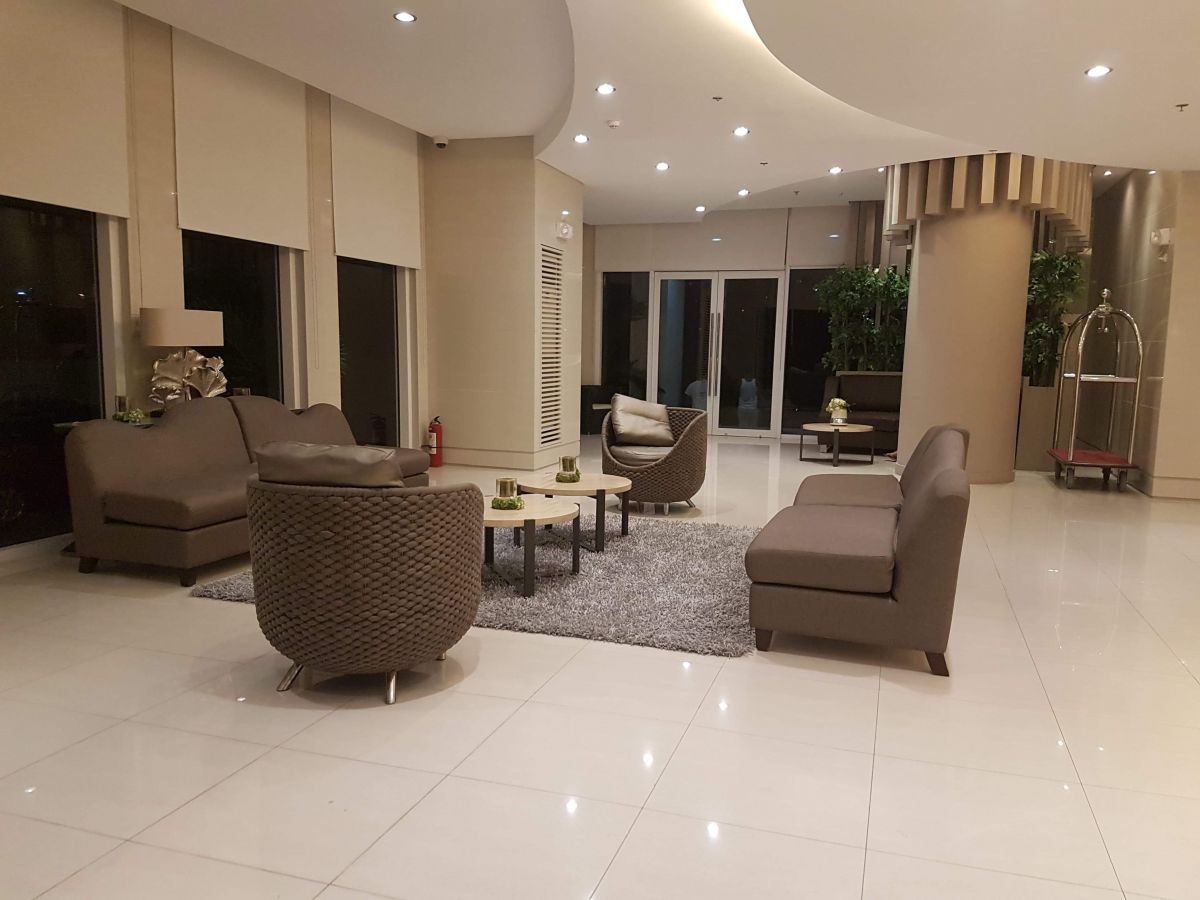 Condo sharing near BGC and Mckinley02