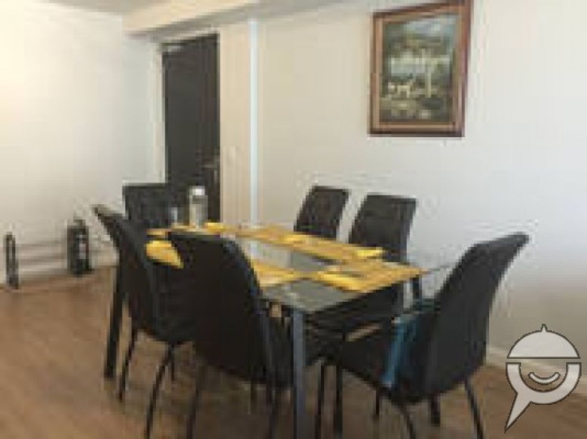 Cool and Charming 1Br Two Serendra The Meranti Condo06