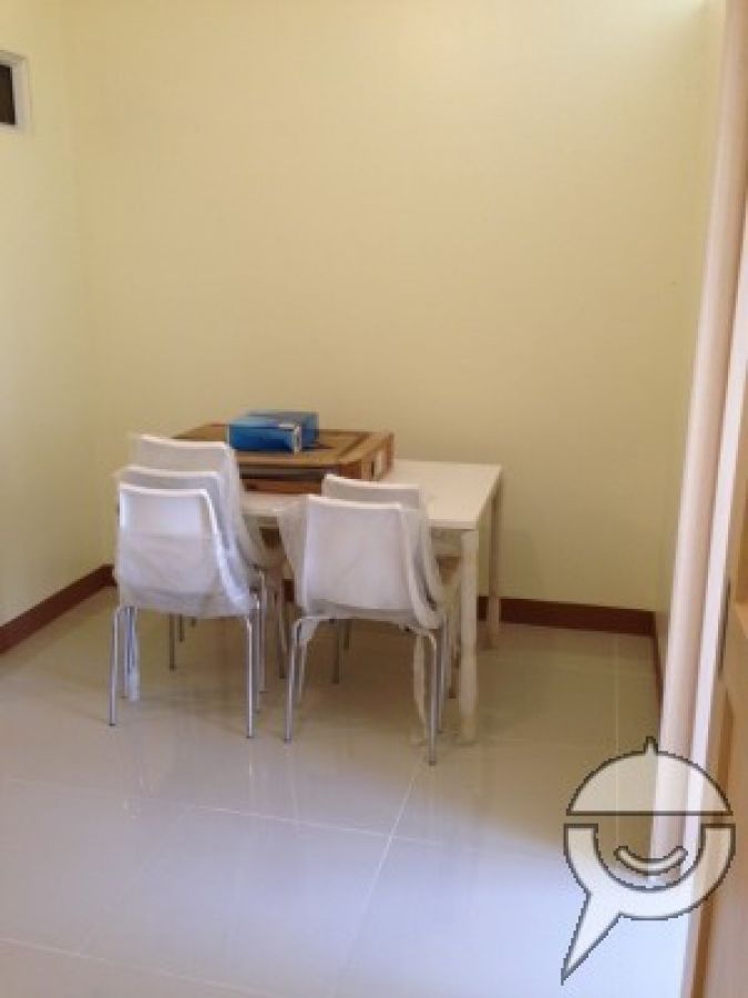 2 Bedroom For Rent in Field Residences06