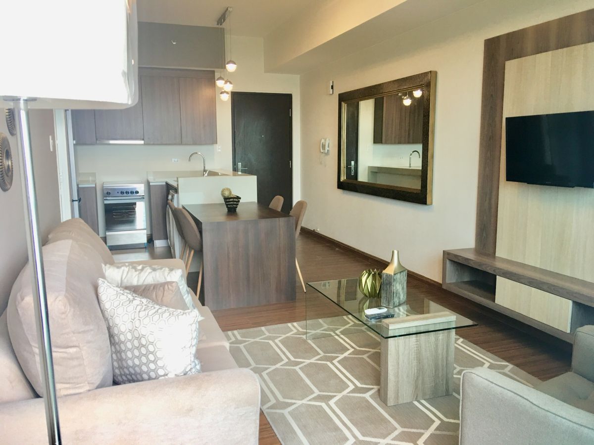 Luxurious 1 Bedroom Unit for Lease at Shang Salcedo Makati03