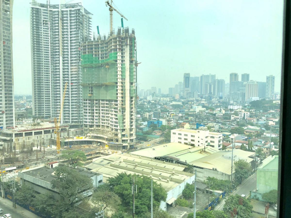 2 Bedroom Fully Furnished Condo for Lease at One Rockwell Makati03
