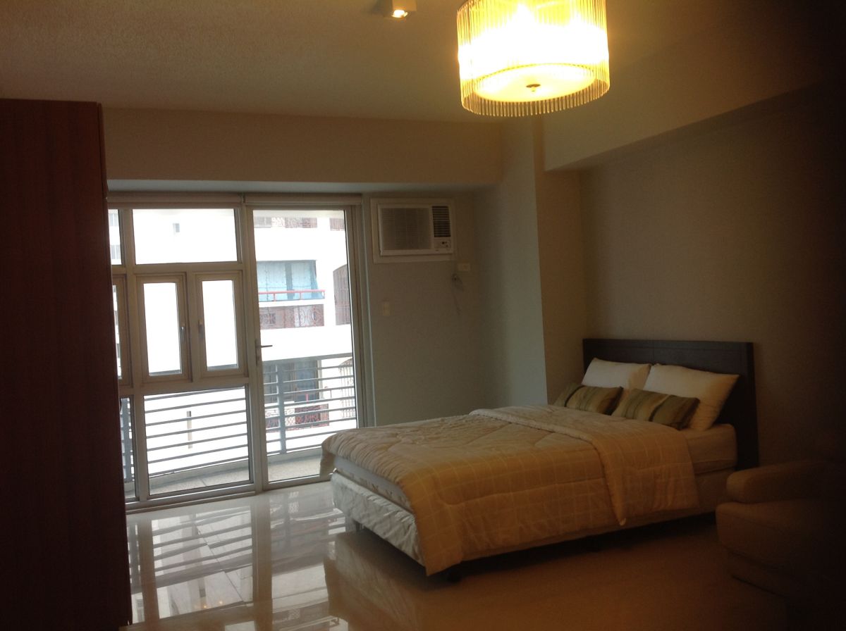 "Studio Unit For Lease Greenbelt Chancellor, Makati"02