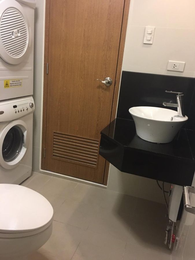 Studio Condo Unit For Rent in Greenbelt Madison Makati04