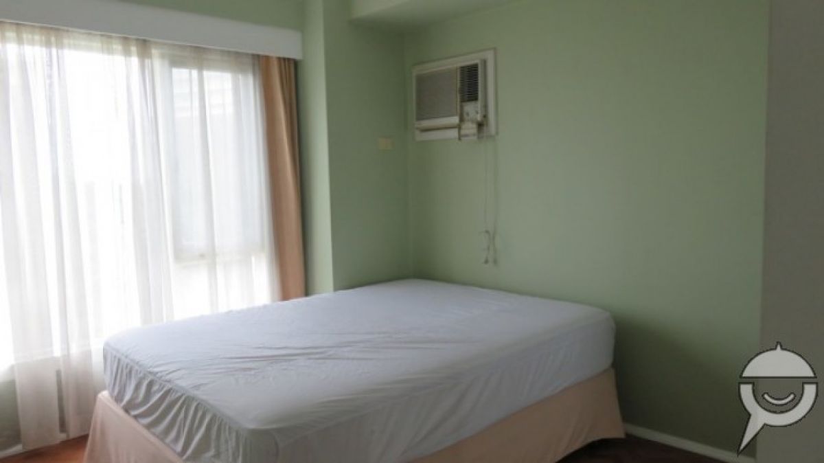"Condo for rent in Cebu City,Cebu Business Park steps to Ayala"09