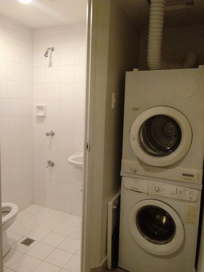 "2 Bedrooms, furnished for lease in One Rockwell East Makati"08