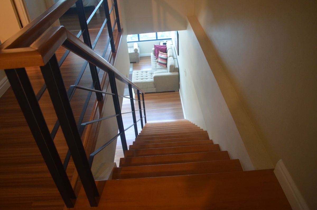 2 Bedrooms for Lease in One Rockwell West10