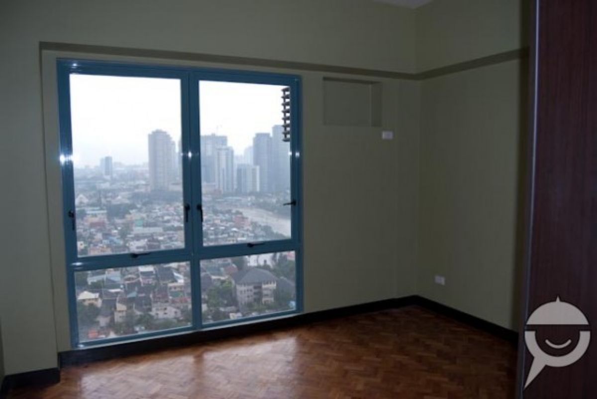 Tivoli Garden Residences Three Bedrooms Condominium for Rent!06