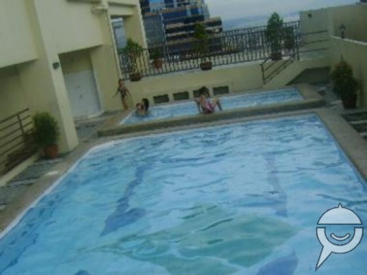 Unfurnished Studio with Balcony at Emerald Ave02