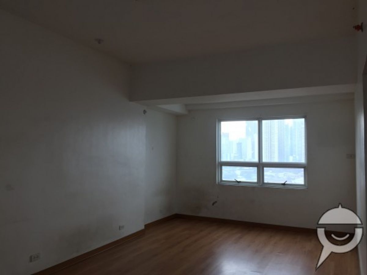"Unit for Rent at The Boni Tower, Mandaluyong"02