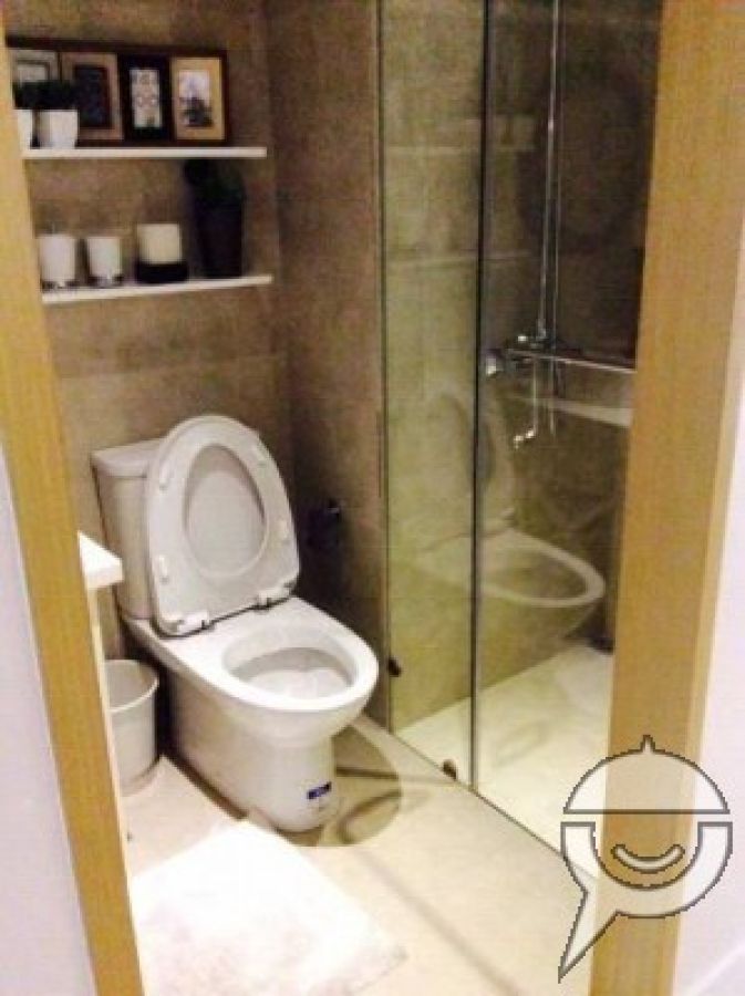 "Rent to own Condo 2BR in Pioneer Woodlands in BONI near AYALA,ORTIGAS"02