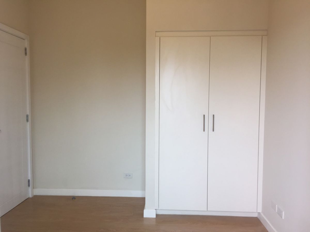 1 Bedroom Bare w Parking For Rent The Grove Near Tiendesitas02