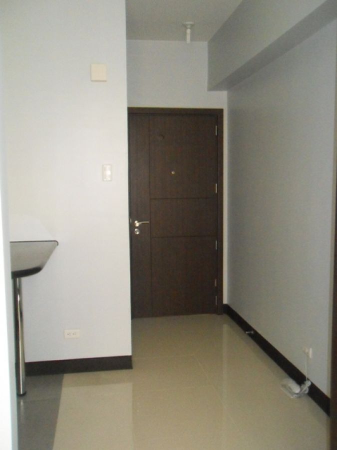 Studio Bare For Only 15K For Rent at Stamford Executive Residences Mckinley09