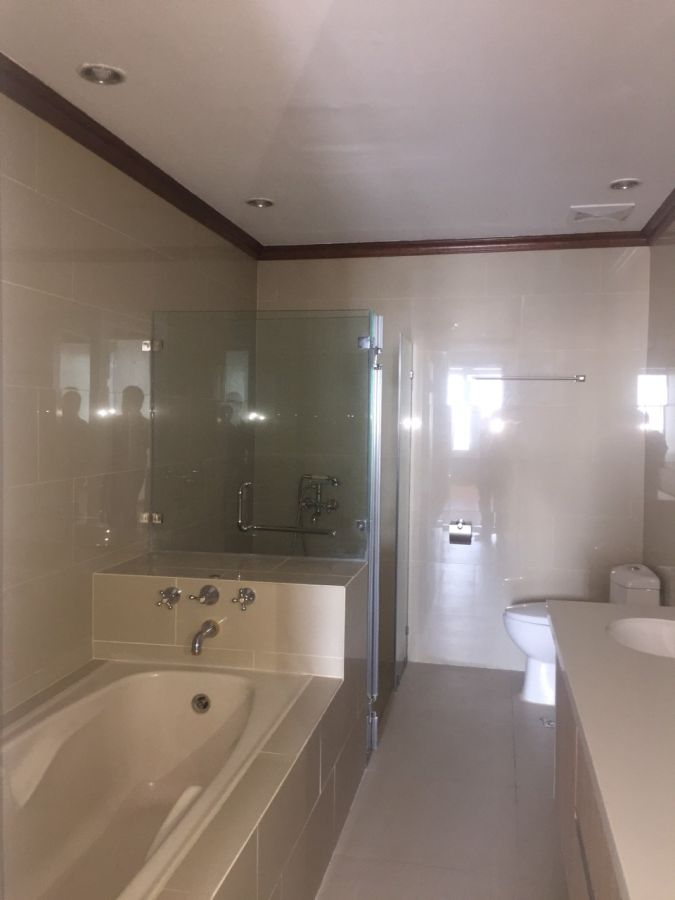 Penthouse For Rent Renaissance Tower Meralco Near Ortigas CBD06