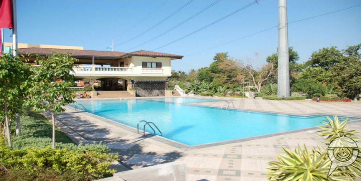 2 Bedroom Bonifacio Heights Taguig03