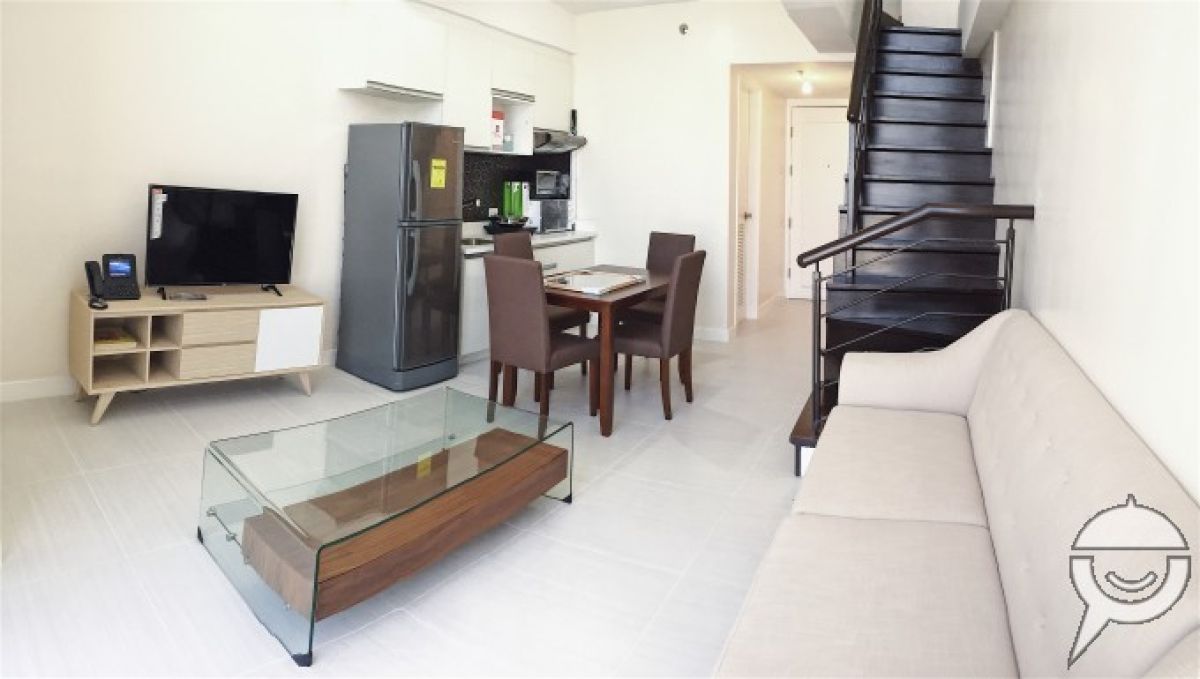 Condo Unit For Rent at Twin Oaks Place Unit 42F02