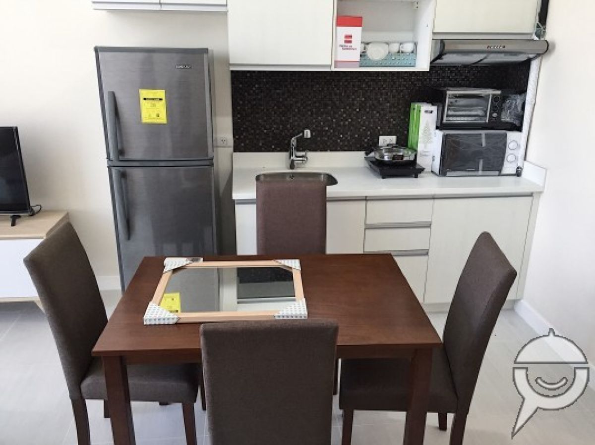 Condo Unit For Rent at Twin Oaks Place Unit 42F09