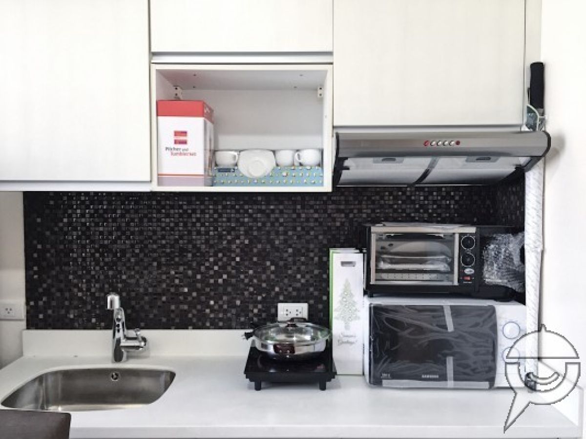 Condo Unit For Rent at Twin Oaks Place Unit 42F10