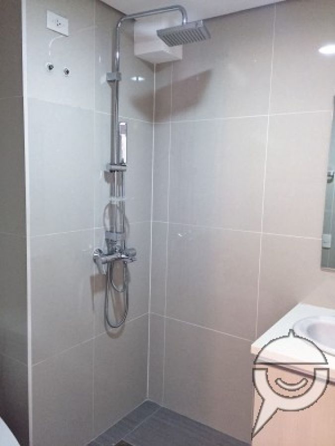 Unit 42M For Rent at Twin Oaks Place in Shaw Boulevard05