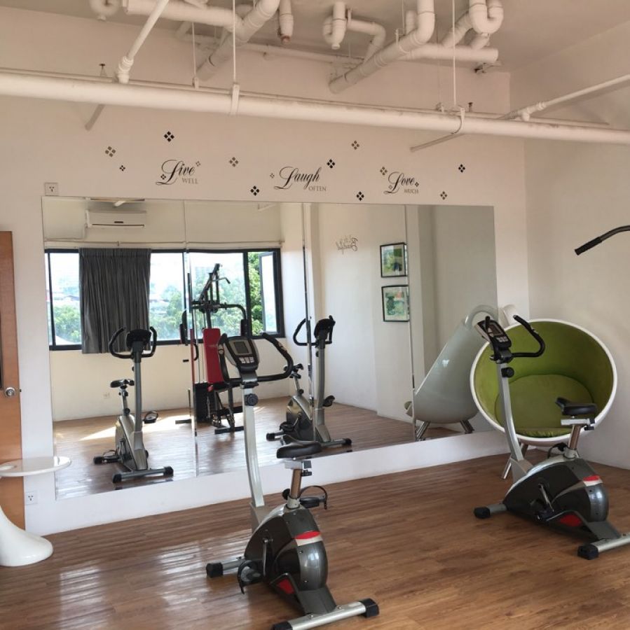 Fully Furnished studio unit at Mabolo08